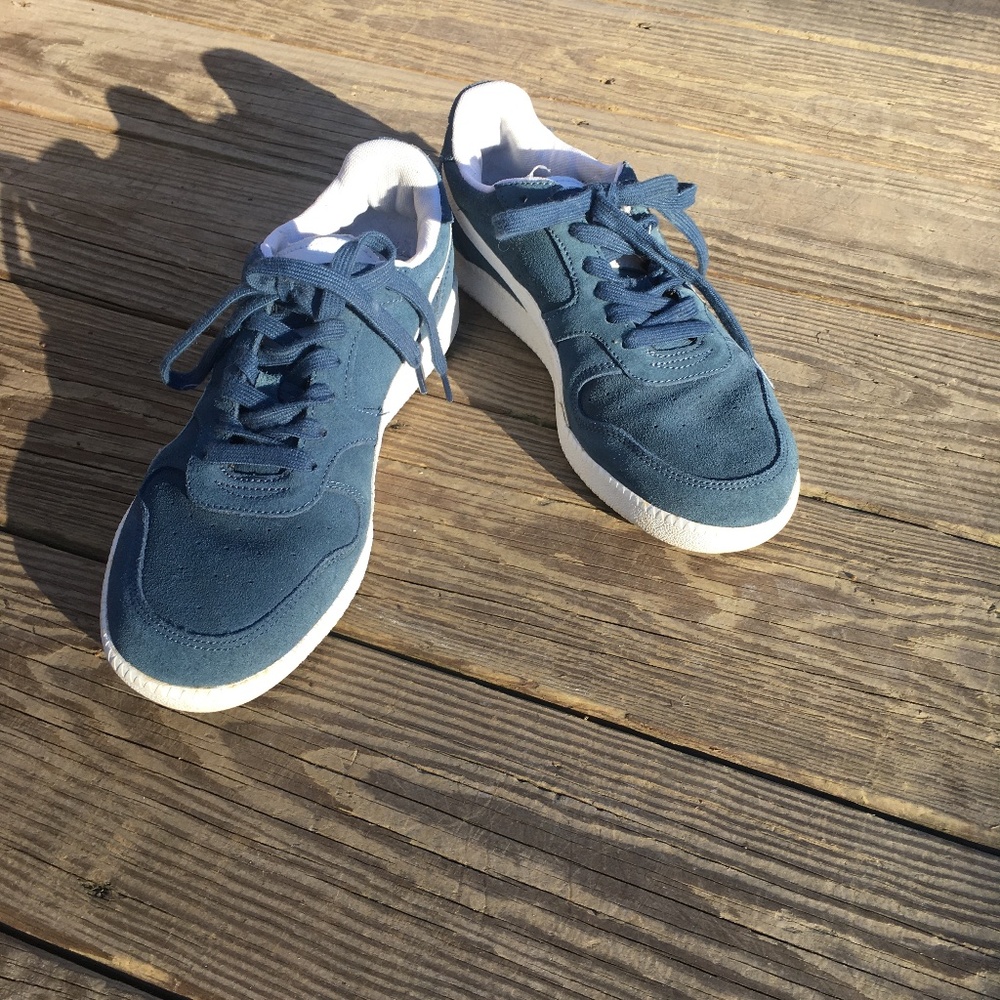 Puma Sneakers